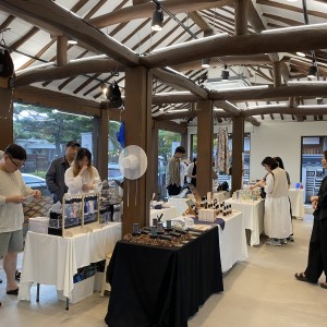 전주 한옥마을 팝업 공간 (일 백만원 미만, 유동 5천+, 인력 지원), 슬라이드 이미지 1